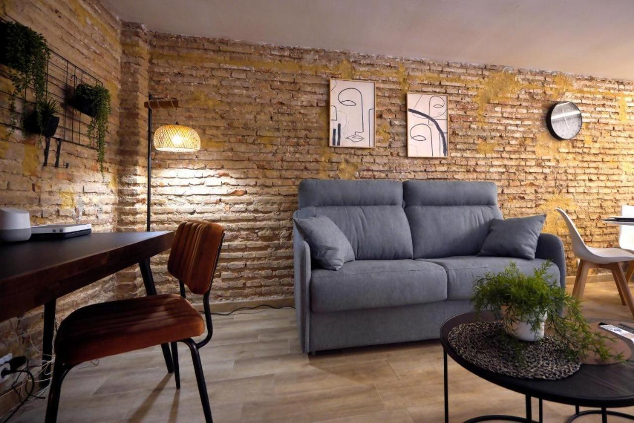 Apartment 1240 *